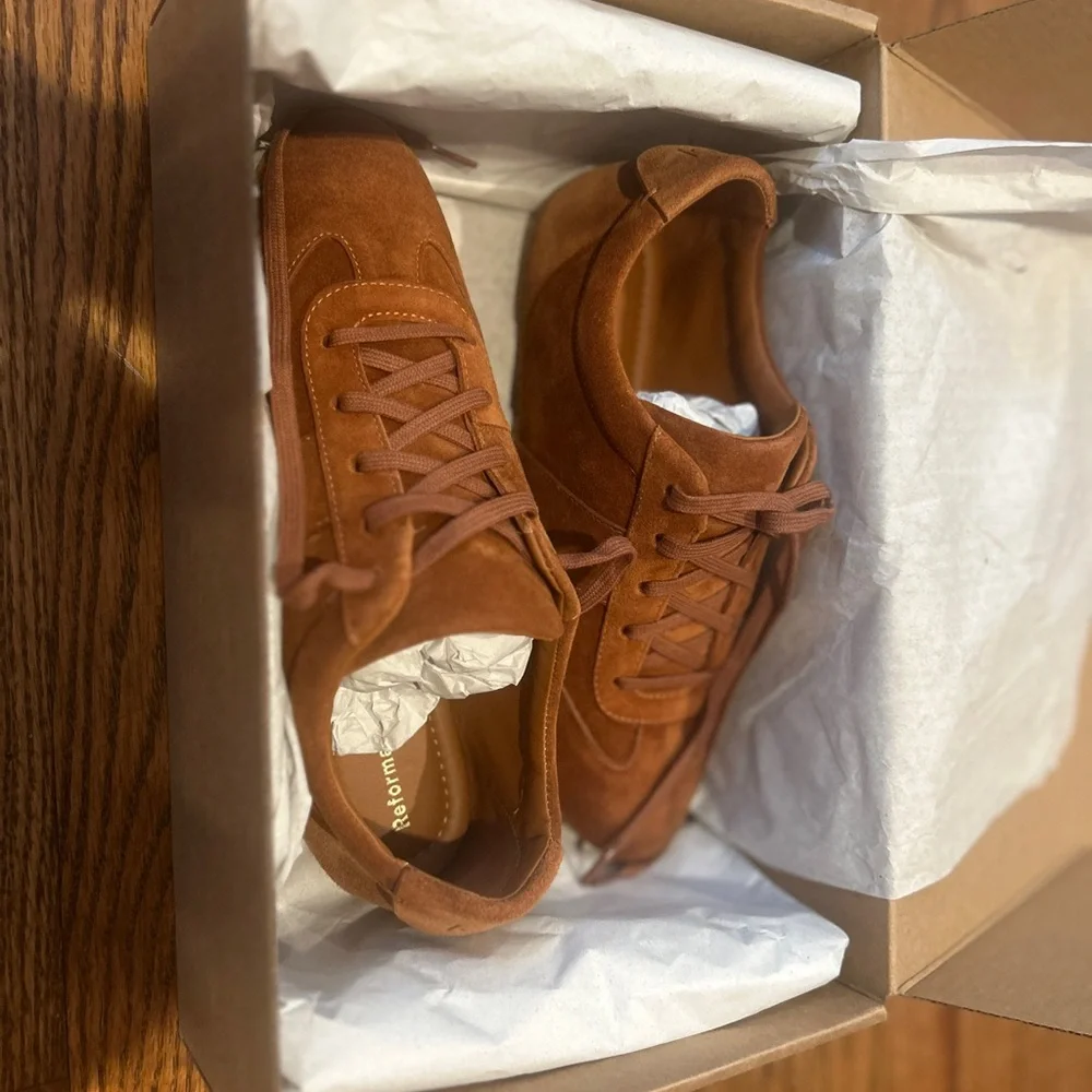 Reformation Brown Suede Sneakers - Picture 5 of 7